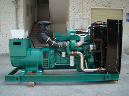 潜江经济开发区1100kw康明斯柴油发电机组图片 潜江经济开发区1100kw康明斯柴油发电机组图片